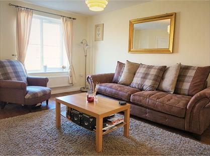 3 Bed Semi-Detached House, Woodlands Way, LS14