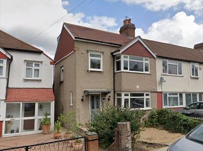 Studio Flat, Northborough Road, SW16