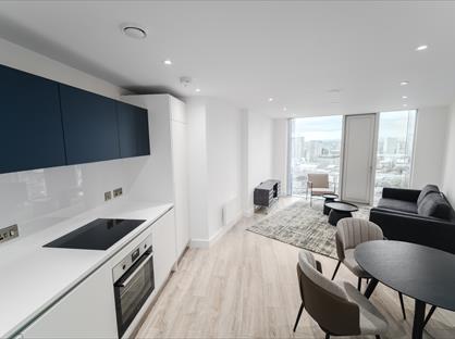 1 Bed Flat, Silvercroft Street, M15