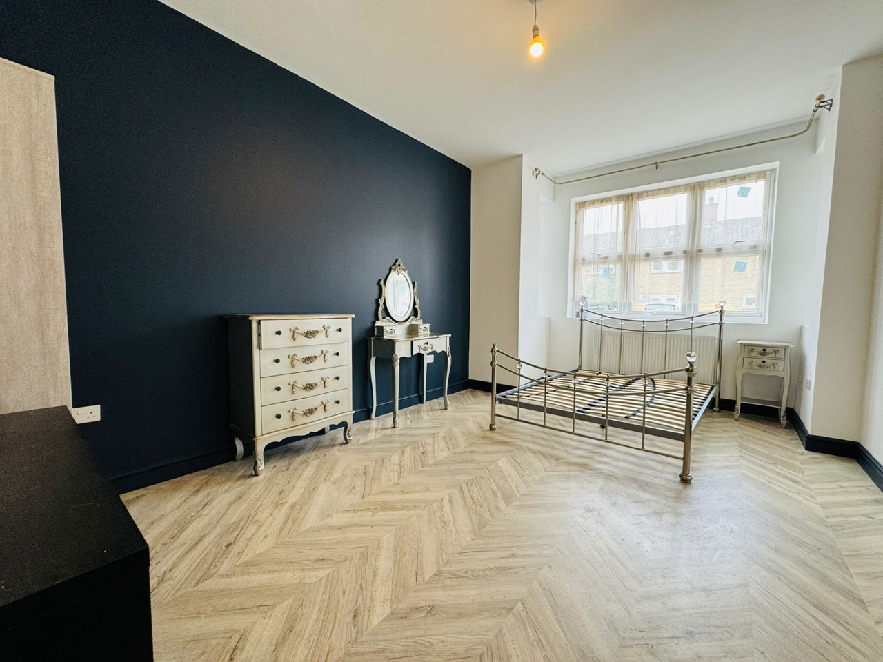 Tilbury Room in a Shared House, Tilbury, RM18 To Rent Now for £650.