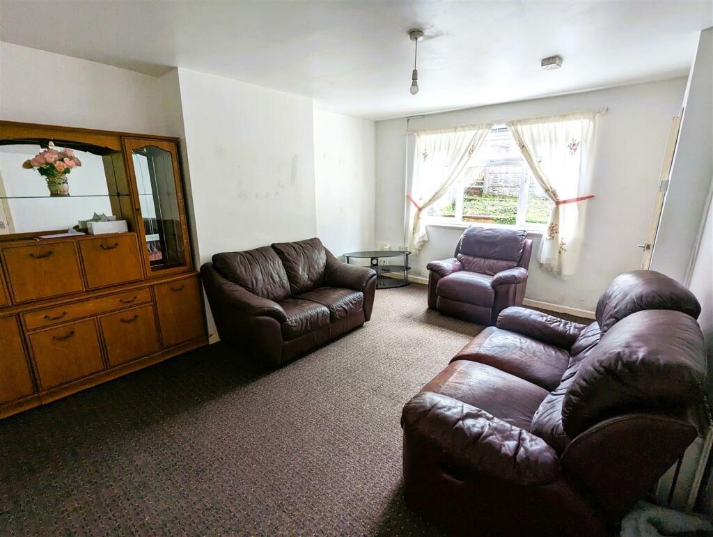 Cradley Heath 3 Bed Terraced House, Dingle Avenue, B64 To Rent Now