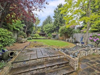 4 Bed Bungalow, Burford Close, UB10