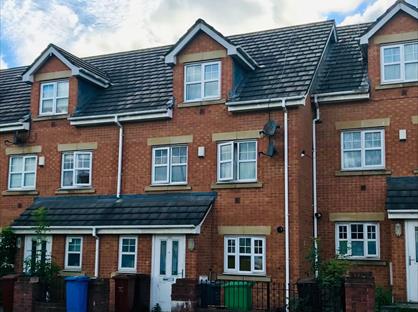 3 Bed Terraced House, Waterloo Road, M8