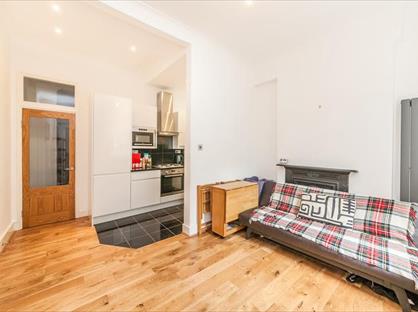 2 Bed Flat, Rushcroft Road, SW2