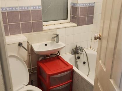 4 Bed Terraced House, Bonham Road, RM8