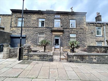 Room in a Shared House, Savile Park, HX1