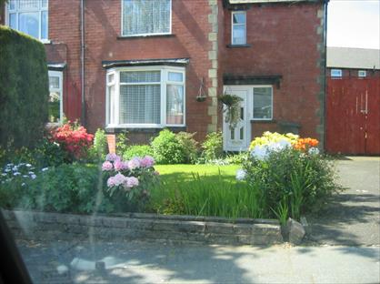 Room in a Shared House, Daneshill, M25