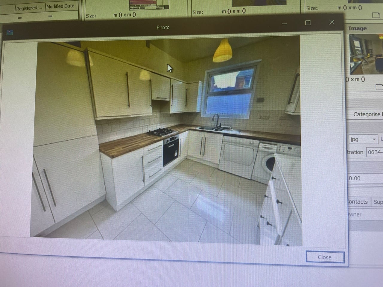 3 Bed Flat, Alfreton Road, NG7, N1 7GU