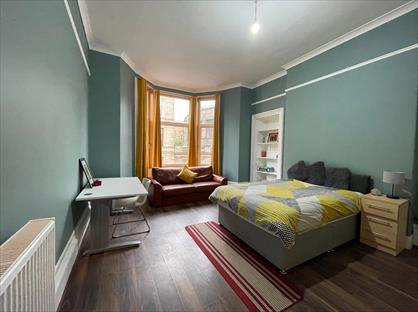 3 Bed Flat, Bentinck St, G3