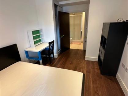 Room in a Shared House, St. Lukes Square, E16