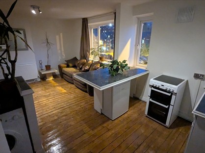 2 Bed Flat, Minster Court, L7