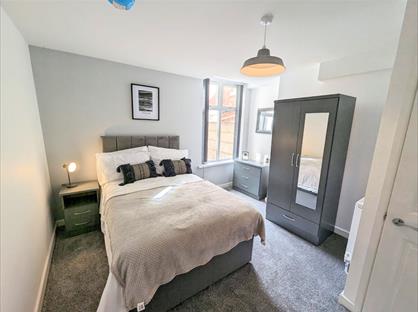 Room in a Shared House, Grange Road, DY1