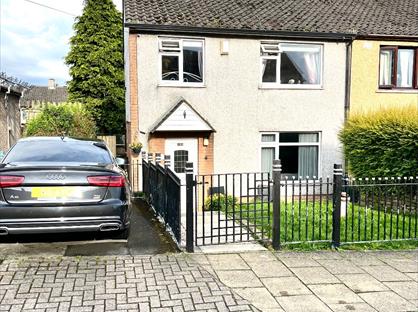 3 Bed Semi-Detached House, Camberley Mount, BD4
