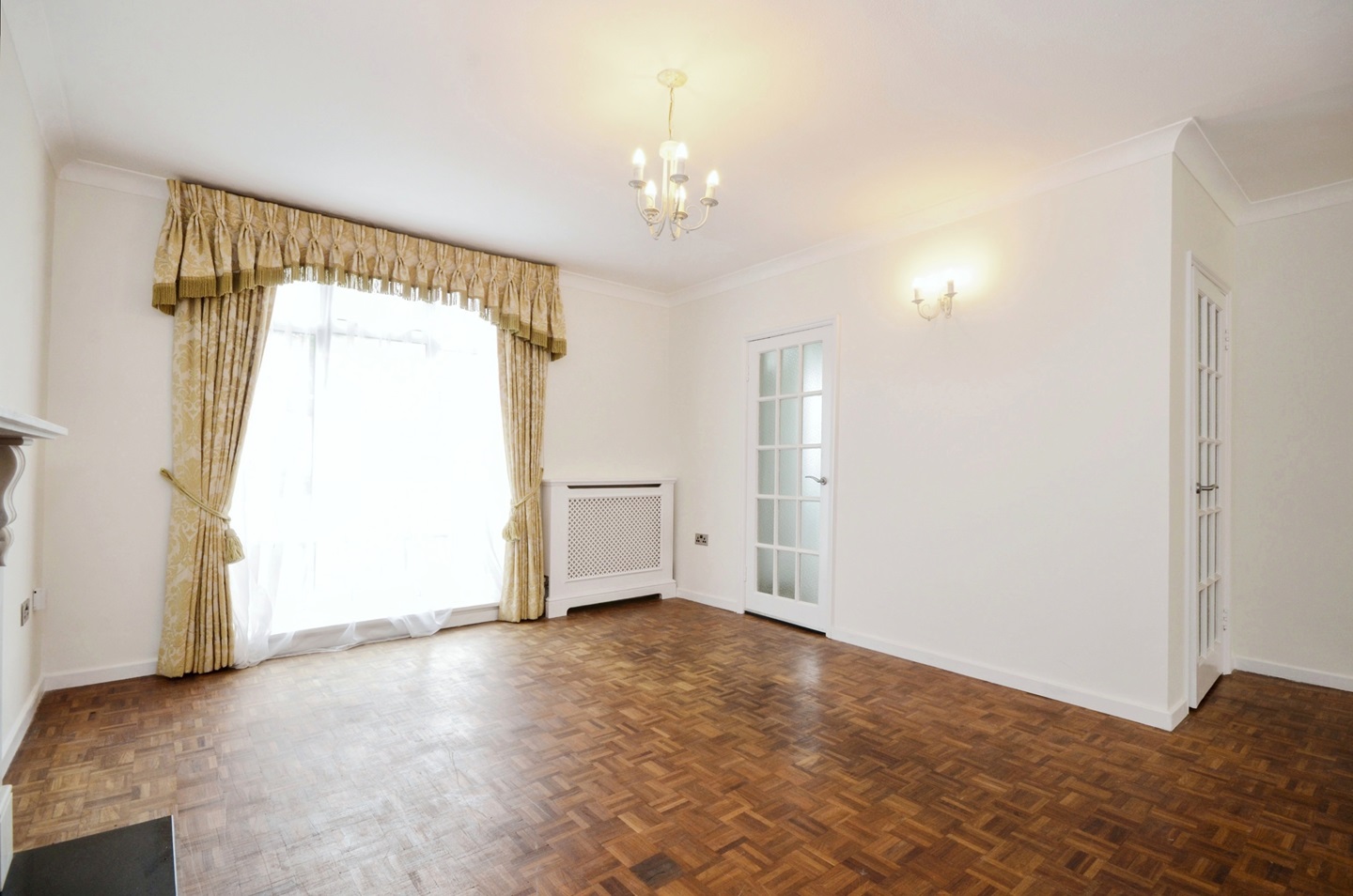 Pinner 3 Bed SemiDetached House, Azalea Walk, HA5 To Rent Now for