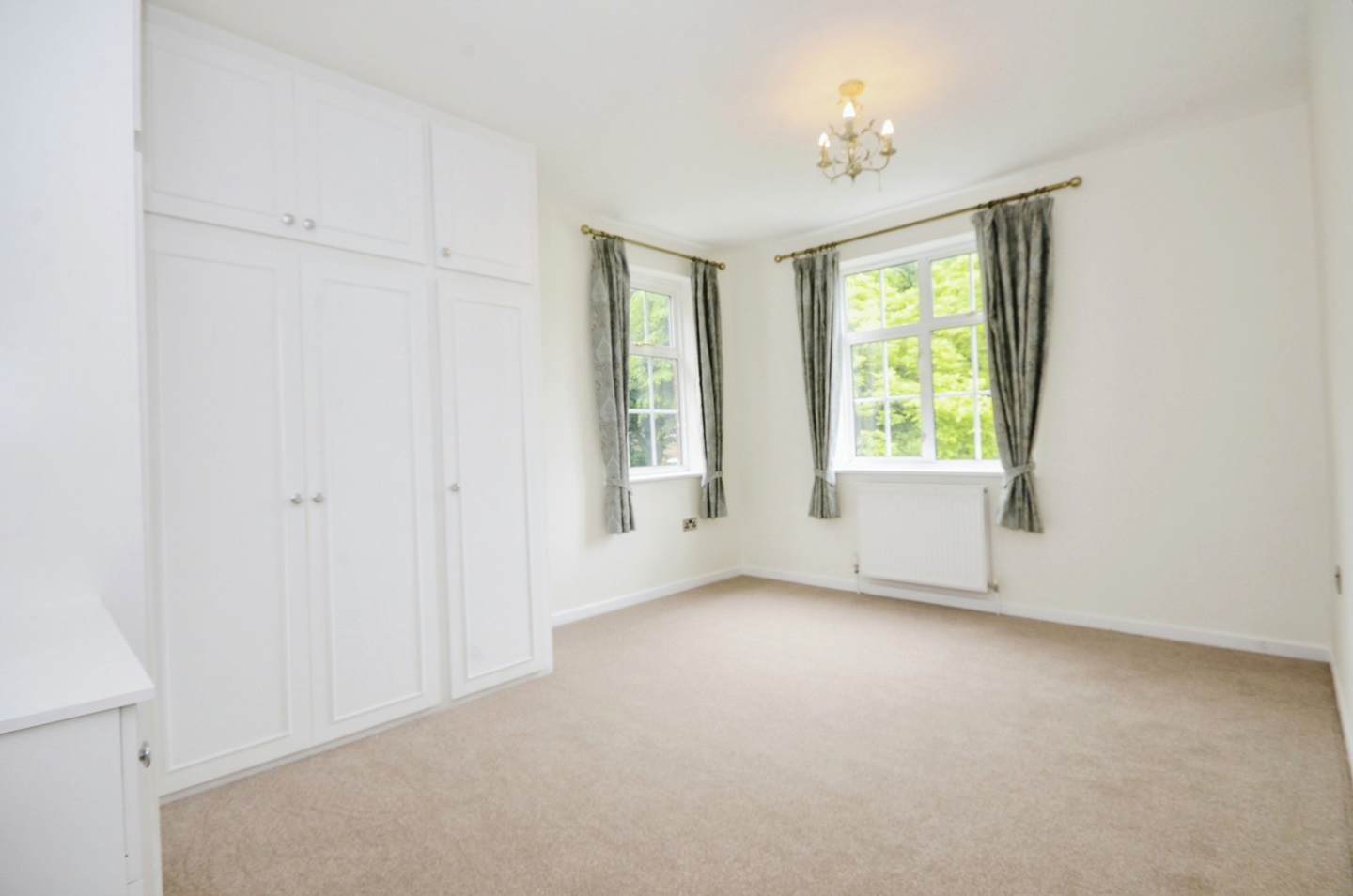 Pinner 3 Bed SemiDetached House, Azalea Walk, HA5 To Rent Now for