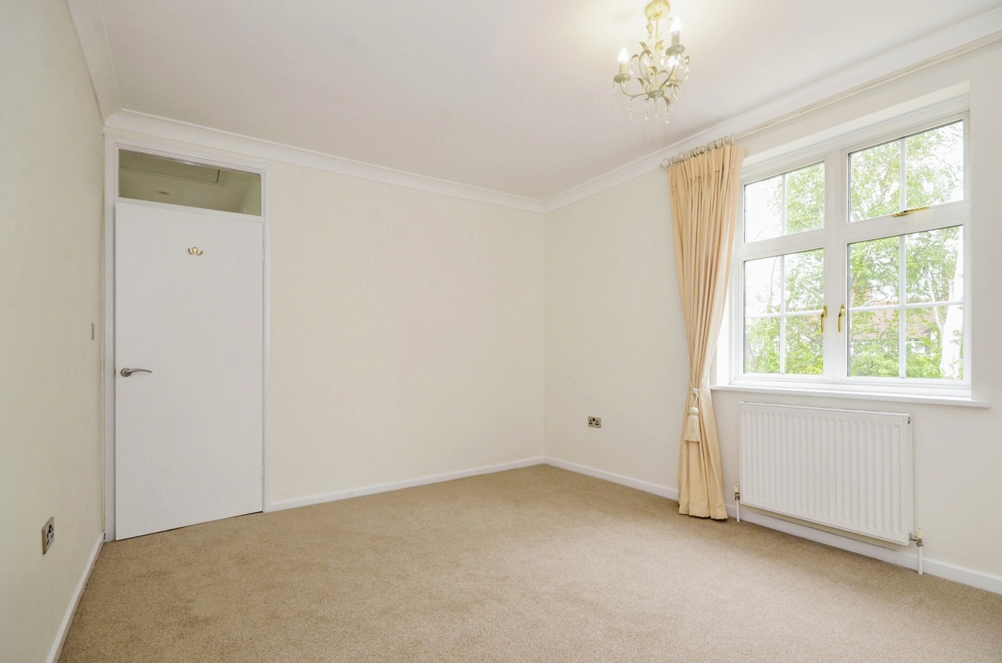 Pinner 3 Bed SemiDetached House, Azalea Walk, HA5 To Rent Now for