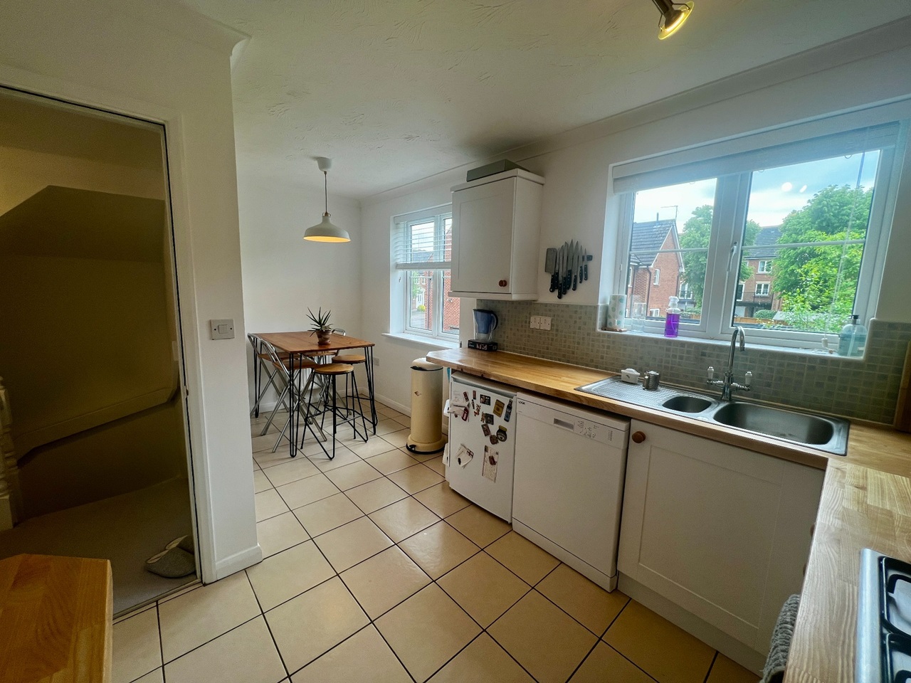Mapperley, Nottingham 4 Bed Terraced House, Cudworth Drive, NG3 To