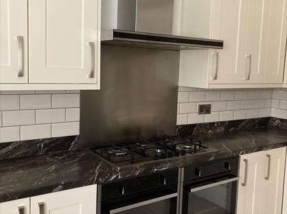 6 Bed Semi-Detached House, Belgrave Road, ST3