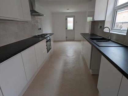 3 Bed Terraced House, Grosvenor Road, CV21