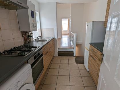 2 Bed Flat, Oxford Street, CV21