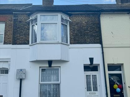 2 Bed Terraced House, Beaconsfield Road, CT14