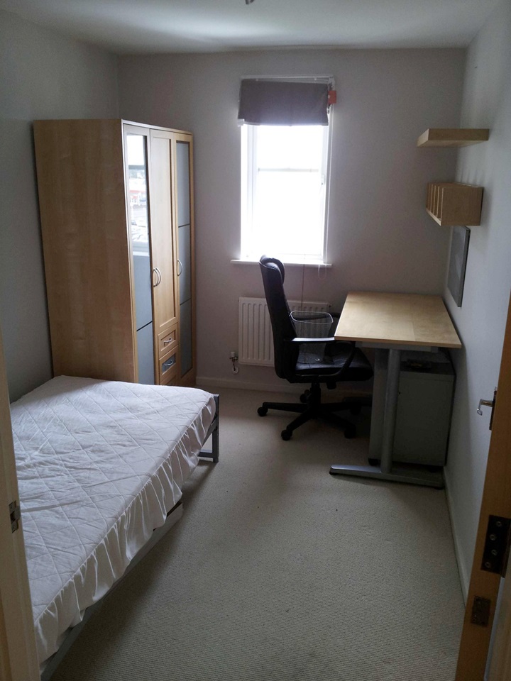 Gateshead 2 Bed Flat, St James Village, NE8 To Rent Now for £850.00 p/m