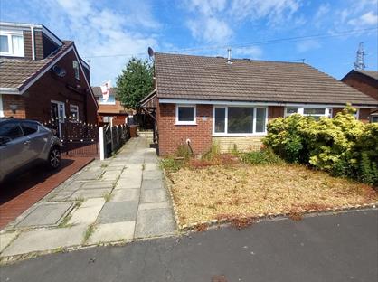 2 Bed Bungalow, Desmond Street, M46