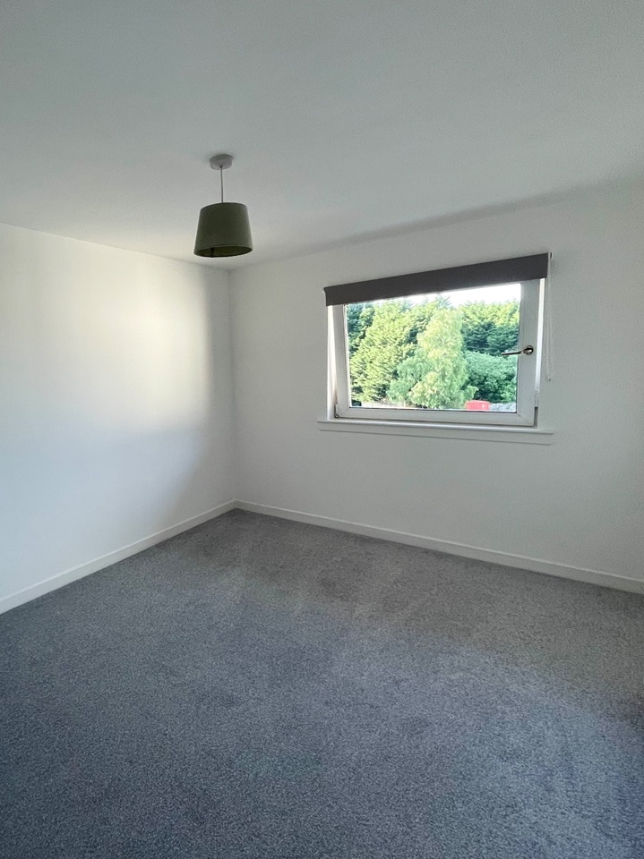 Paisley 2 Bed Flat, Ferguslie, PA1 To Rent Now for £750.00 p/m