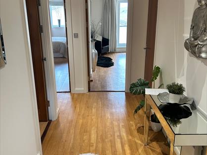 2 Bed Flat, Bute Crescent, CF10