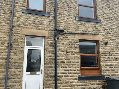2 Bed Terraced House, Armitage Street, WF13