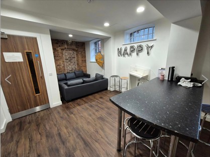 Room in a Shared House, The Bridewell, L2