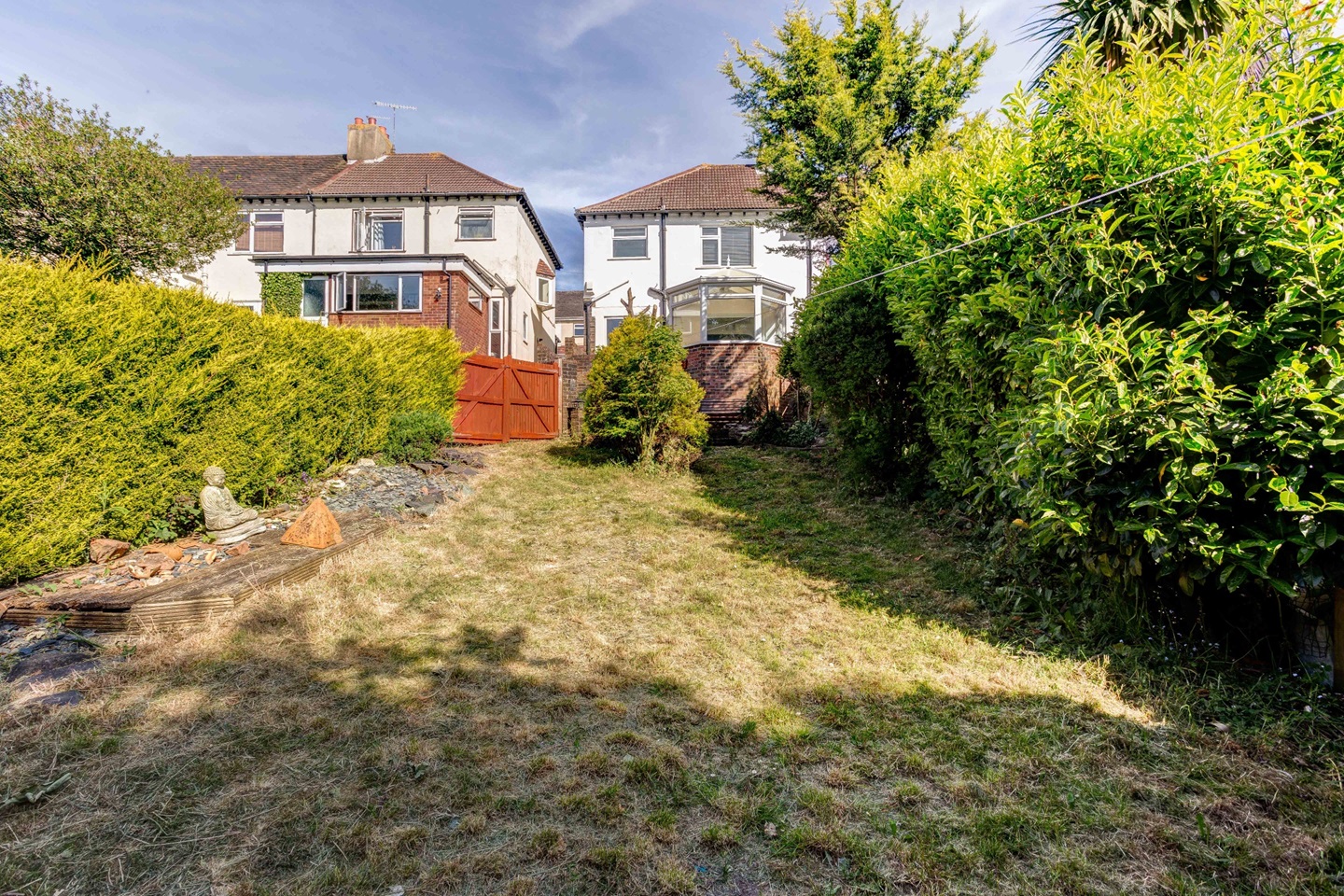 Brighton 3 Bed SemiDetached House, Bevendean Crescent, BN2 To Rent