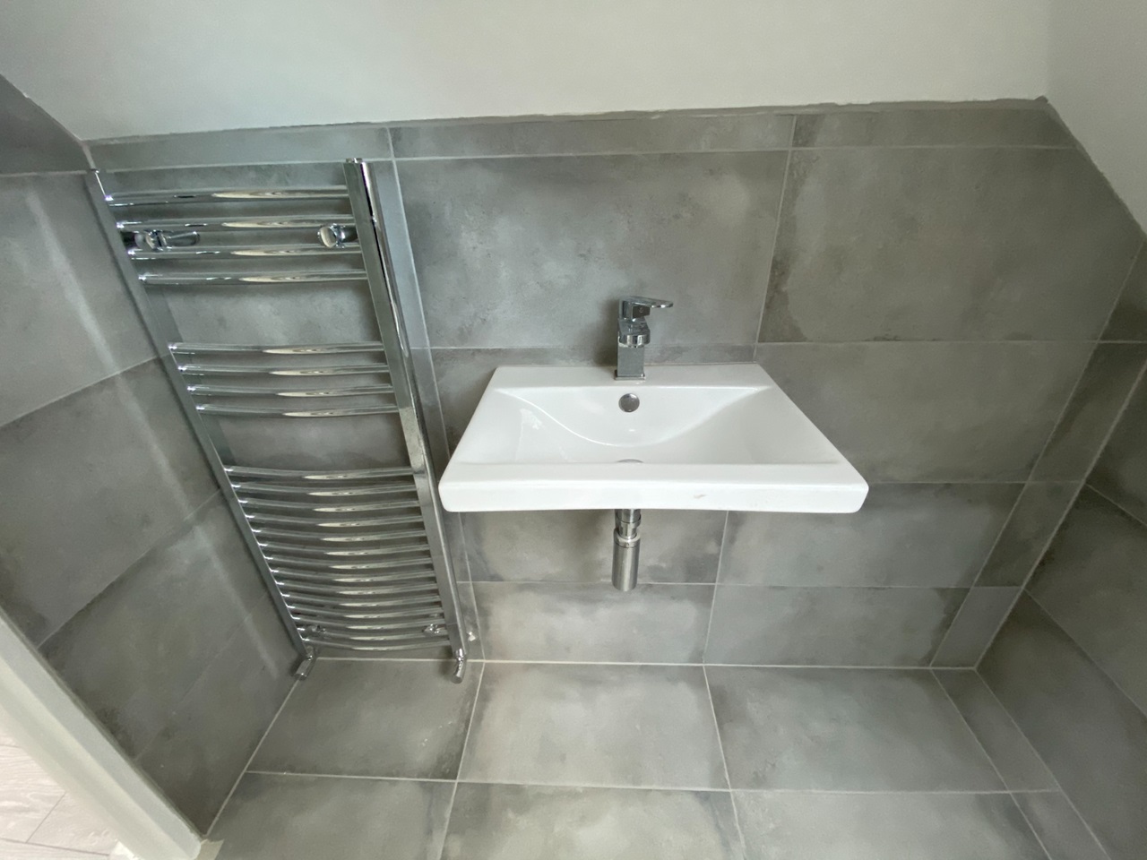 London Studio Flat, Friern Park, N12 To Rent Now for £1,175.00 p/m