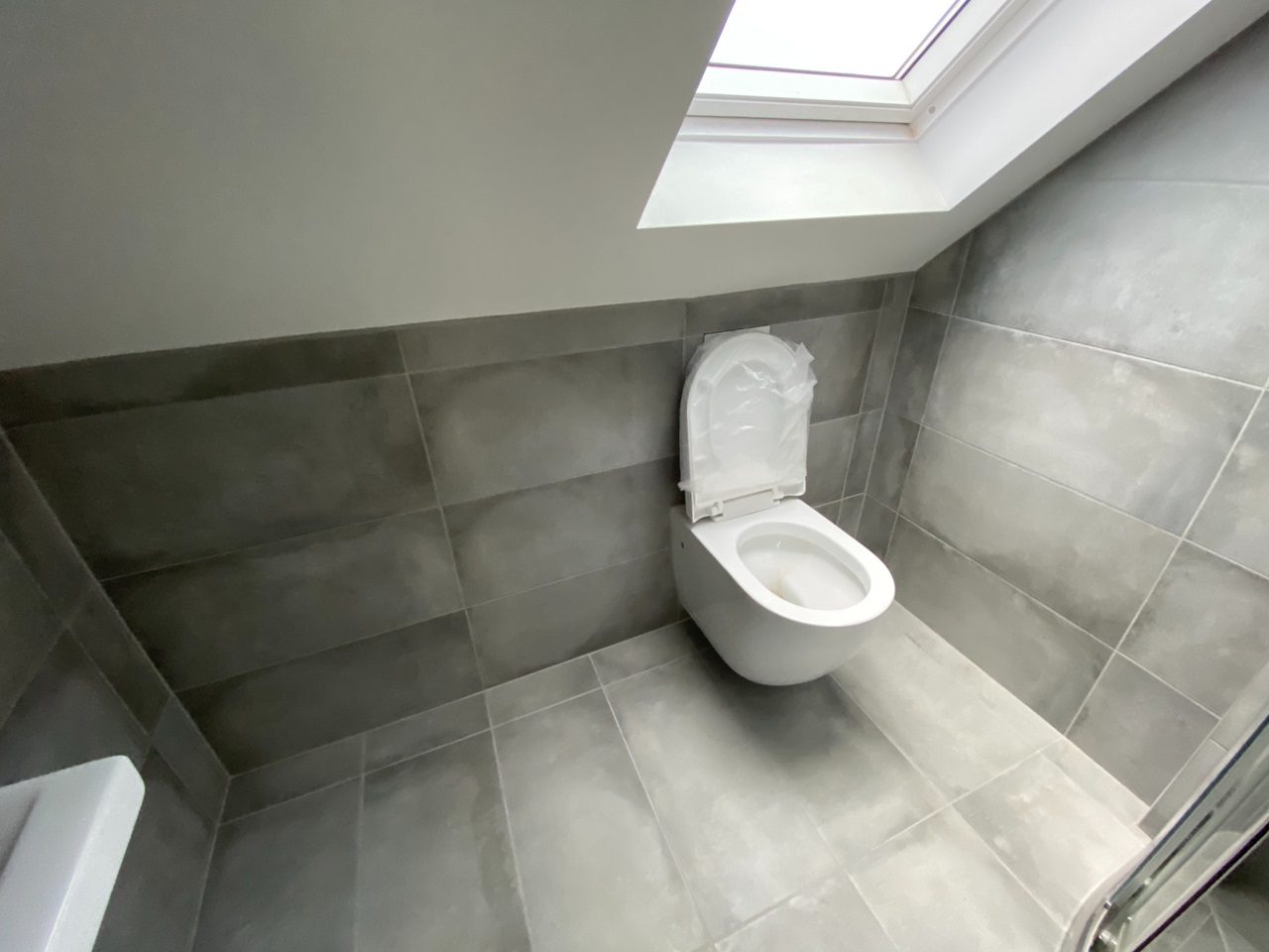 London Studio Flat, Friern Park, N12 To Rent Now for £1,175.00 p/m