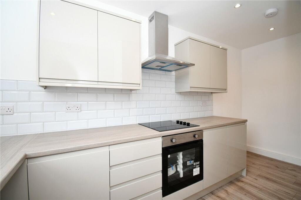 Wallasey 2 Bed Flat, Poulton Road, CH44 To Rent Now for £675.00 p/m