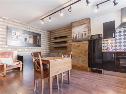 2 Bed Flat, Prince Of Wales Passage, NW1