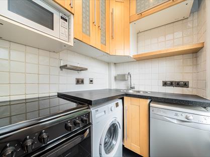2 Bed Flat, Manor Park, SE13