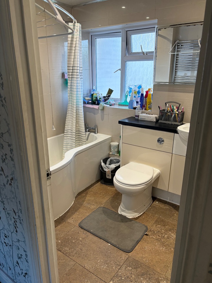 Crawley 3 Bed Terraced House, Boswell Road, RH10 To Rent Now for £1,775.00 p/m