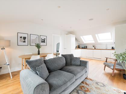 2 Bed Flat, London, SE23