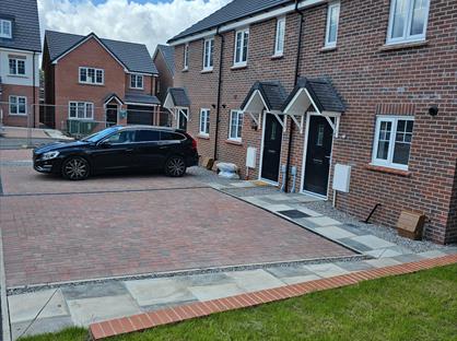 2 Bed Terraced House, Firrhill Way, L6