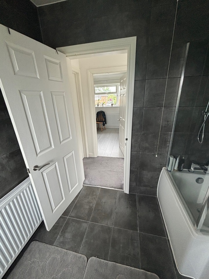 West Drayton 2 Bed End Terrace, Whitethorn Avenue, UB7 To Rent Now