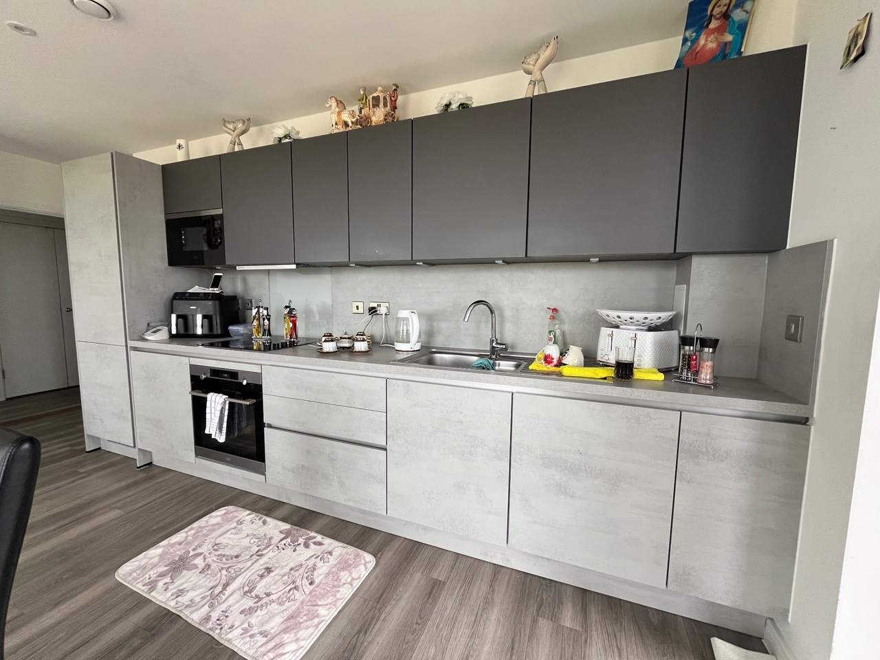 Rainham 1 Bed Flat, Portland House, RM13 To Rent Now for £1,600.00 p/m