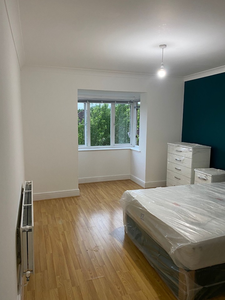 Stanmore Room in a Shared Flat, Holbein House, HA7 To Rent Now for