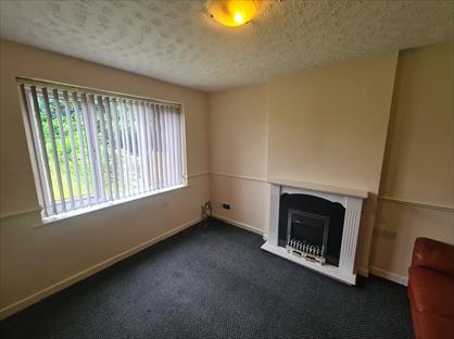 1 Bed Semi-Detached House, Freshwinds Court, OL4
