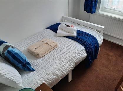 Room in a Shared House, Beck Road, E8