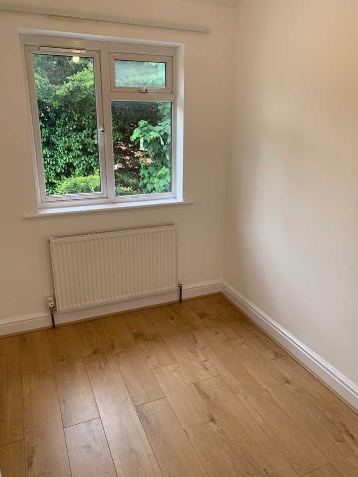 Twickenham 2 Bed Flat, Bramley Close, TW2 To Rent Now for £1,750.00 p/m