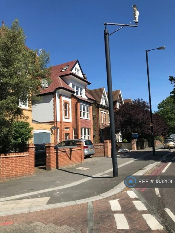 London 3 Bed Flat, Ambleside Avenue, SW16 To Rent Now for £2,950.00 p/m