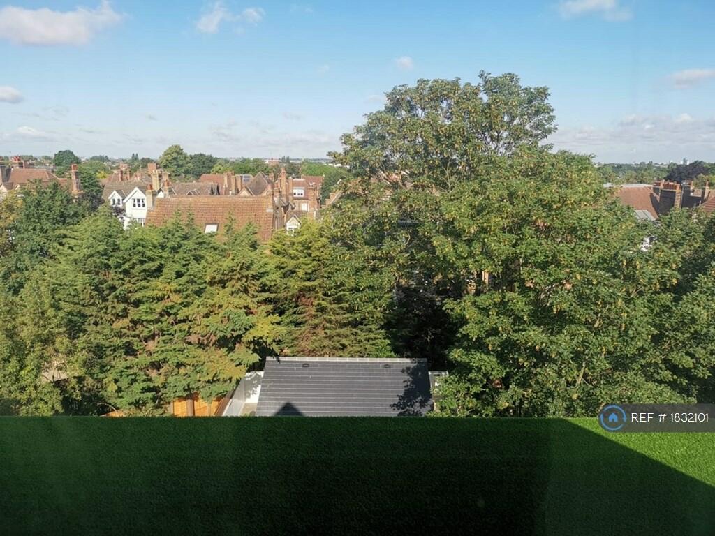 London 3 Bed Flat, Ambleside Avenue, SW16 To Rent Now for £2,950.00 p/m