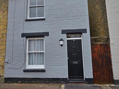 2 Bed Terraced House, Paradise Row, CT13