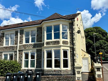 2 Bed Flat, Overnhill Road, BS16